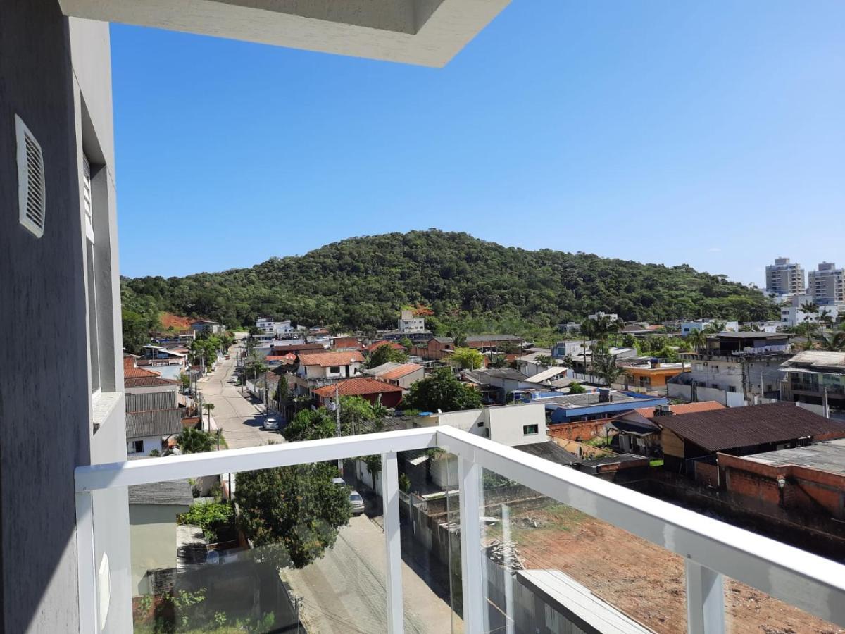 Agradavel Apartamento Em Bairro Silencioso... Camboriu Exterior foto
