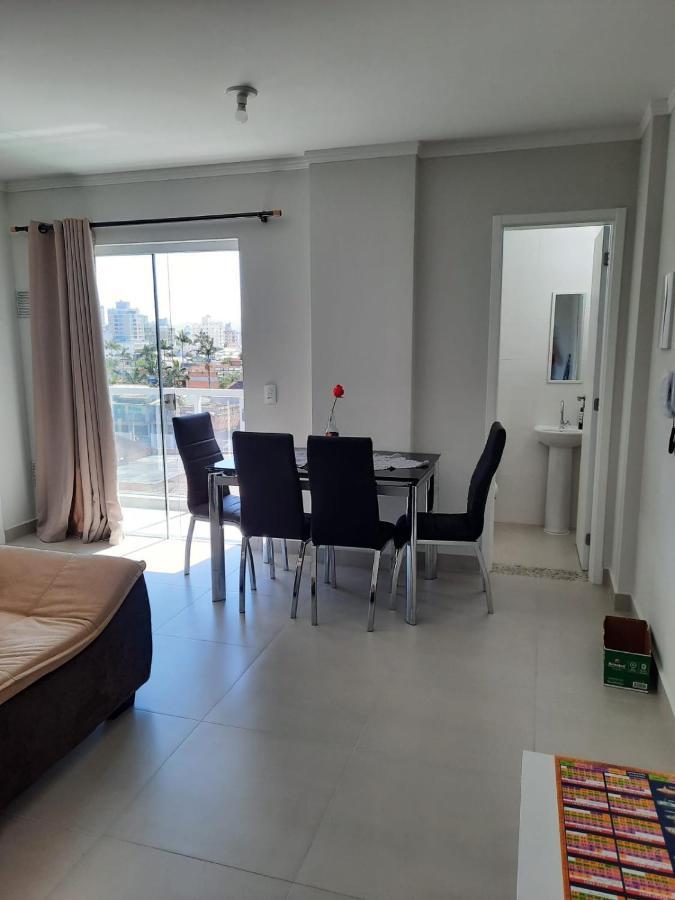 Agradavel Apartamento Em Bairro Silencioso... Camboriu Exterior foto