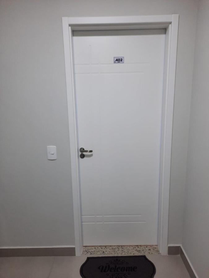 Agradavel Apartamento Em Bairro Silencioso... Camboriu Exterior foto